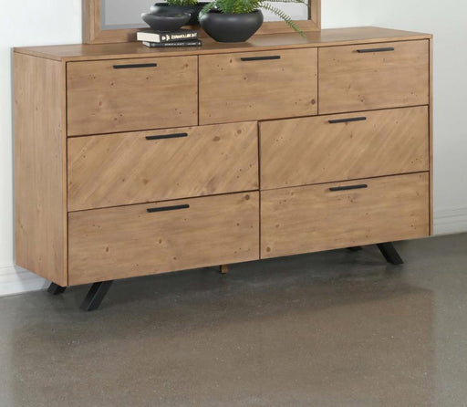 Taylor - 7-Drawer Rectangular Dresser - Light Honey Brown Sacramento Furniture Store Furniture store in Sacramento