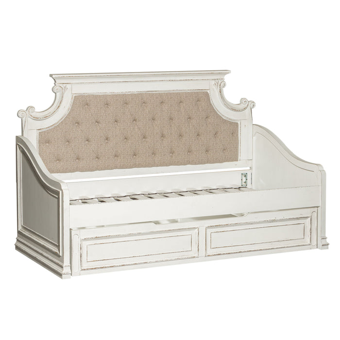 Magnolia Manor - Daybed