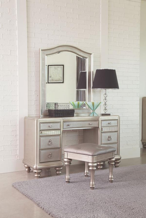 Bling Game - 3 Piece Vanity Set - Metallic Platinum Sacramento Furniture Store Furniture store in Sacramento