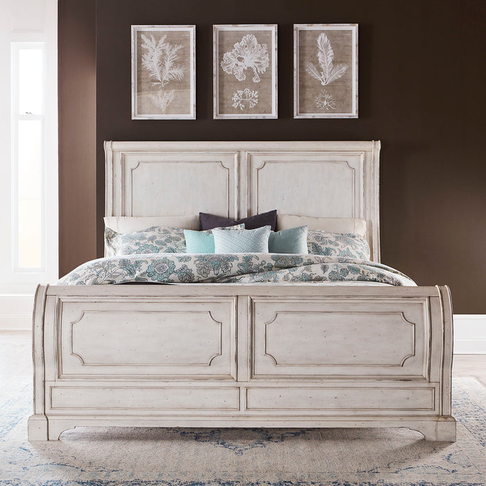 Abbey Road - 4 Piece Bedroom Set (California King Sleigh Bed, Dresser & Mirror, Chest) - White