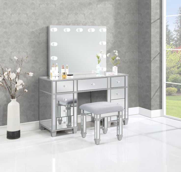 Allora - 9-Drawer Mirrored Storage Vanity Set With Hollywood Lighting - Metallic Sacramento Furniture Store Furniture store in Sacramento