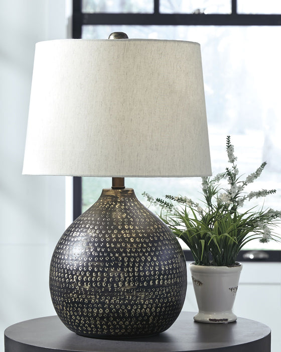 Maire - Black / Gold Finish - Metal Table Lamp Sacramento Furniture Store Furniture store in Sacramento