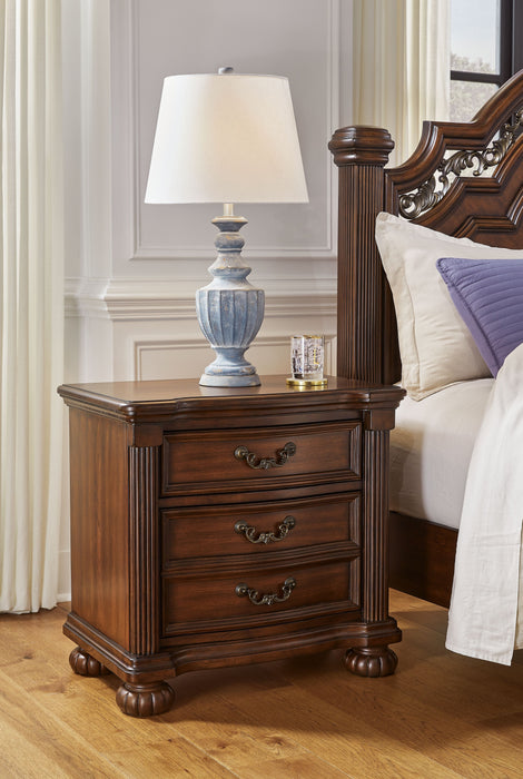 Lavinton - Brown - Three Drawer Night Stand Sacramento Furniture Store Furniture store in Sacramento