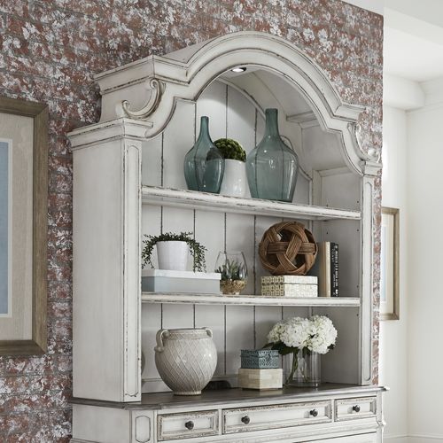 Magnolia Manor - Credenza & Hutch - White