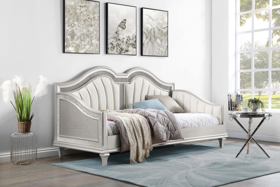 Evangeline - Upholstered Twin Daybed With Faux Diamond Trim - Silver And Ivory Sacramento Furniture Store Furniture store in Sacramento